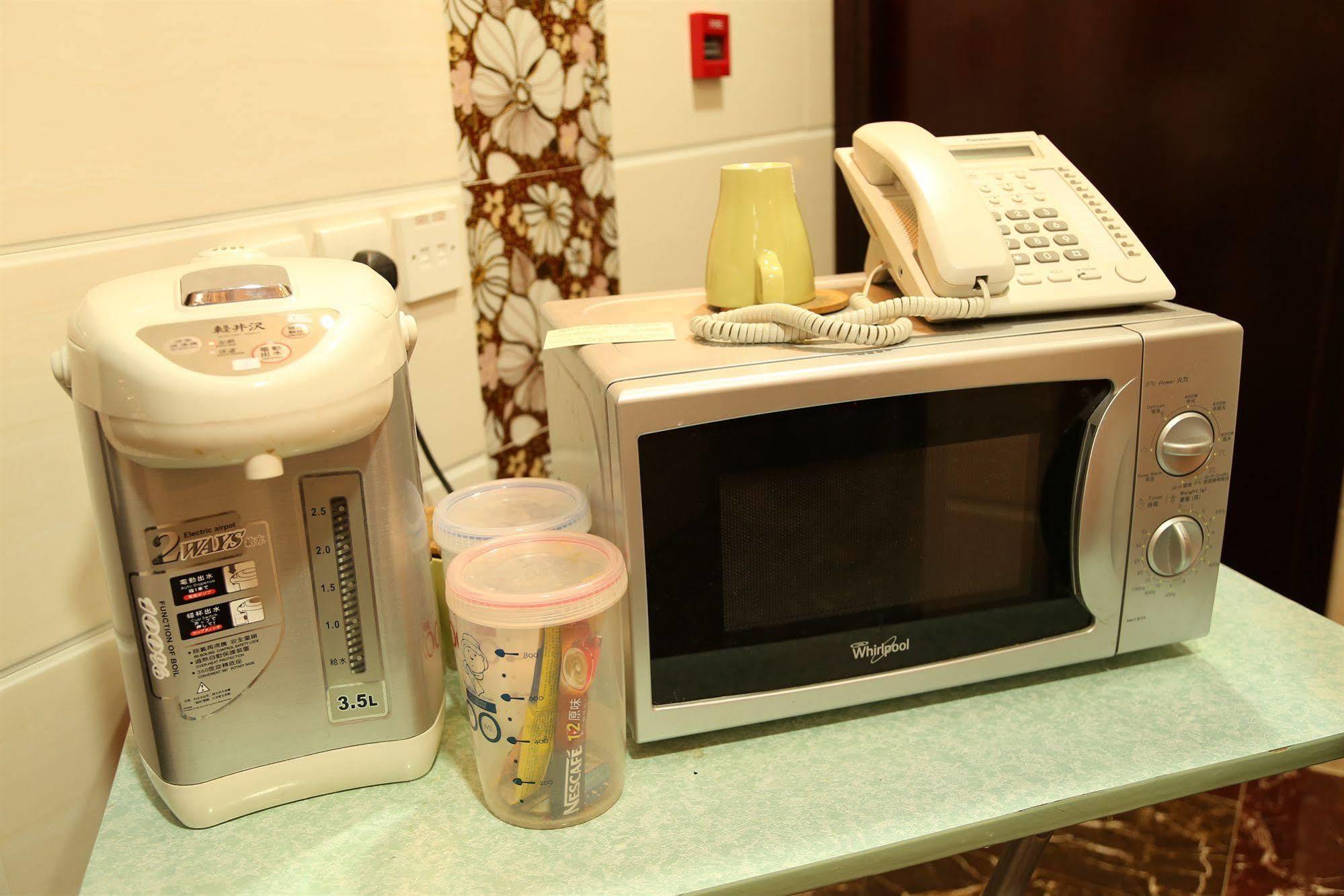 Euro Hostel Гонконг Экстерьер фото